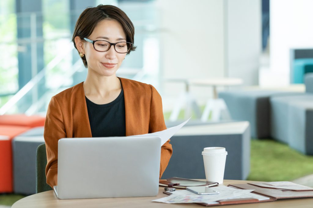 派遣と正社員どちらがおすすめ