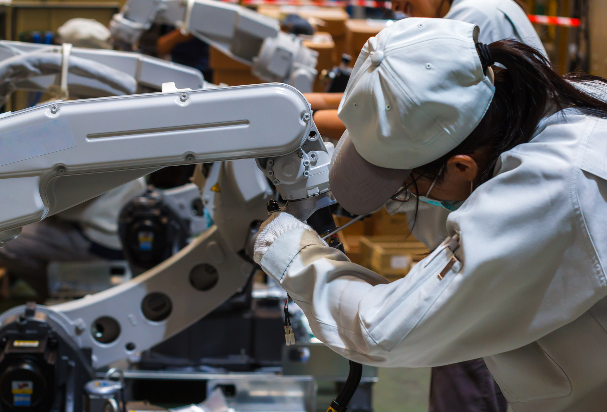 自動車の組み立て工程